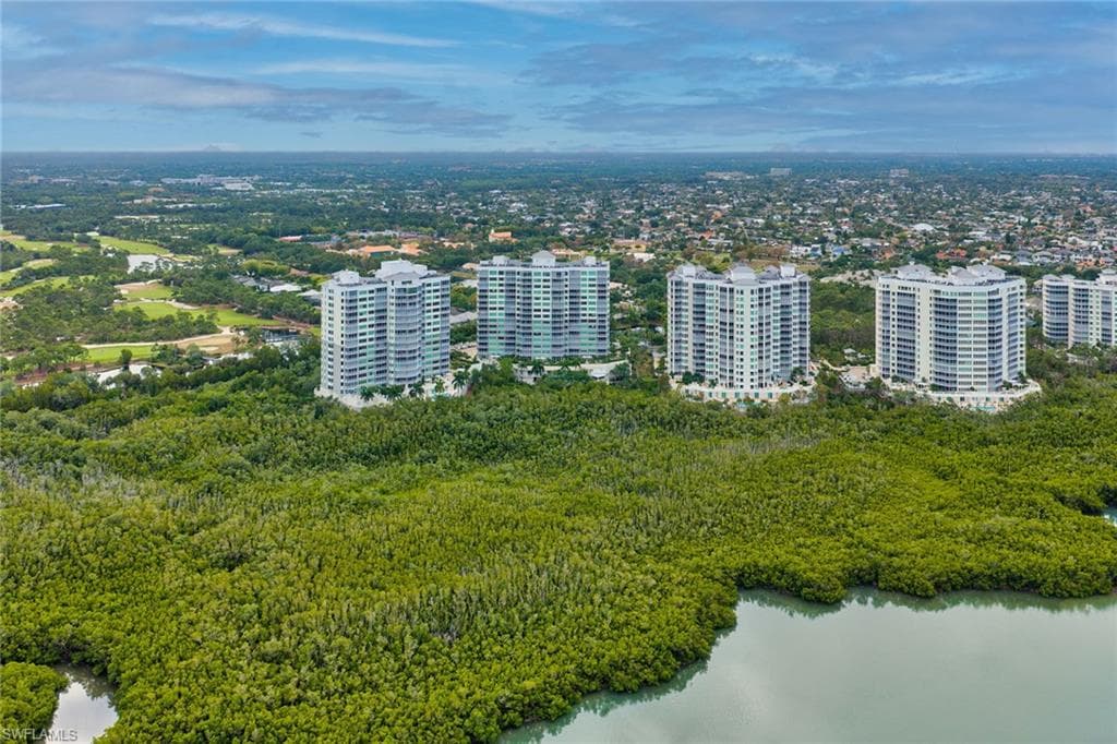 285 Grande WAY 503-48