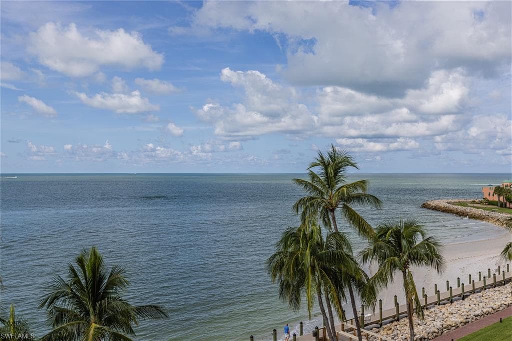 990 Cape Marco DR 503-3