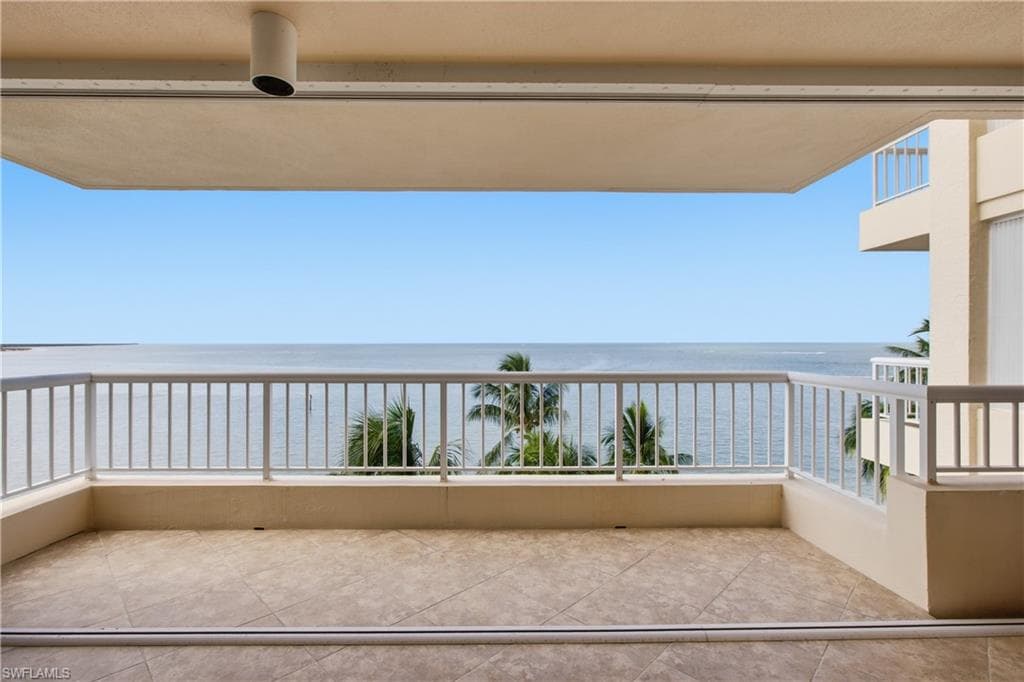 990 Cape Marco DR 503-5