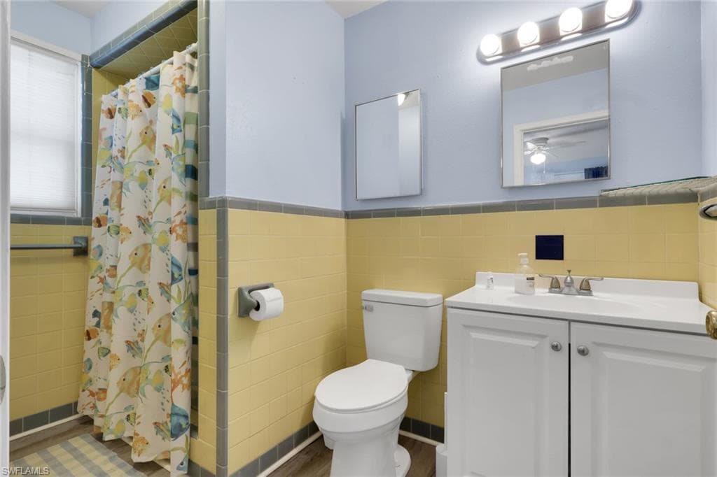 226 Connecticut ST-24
