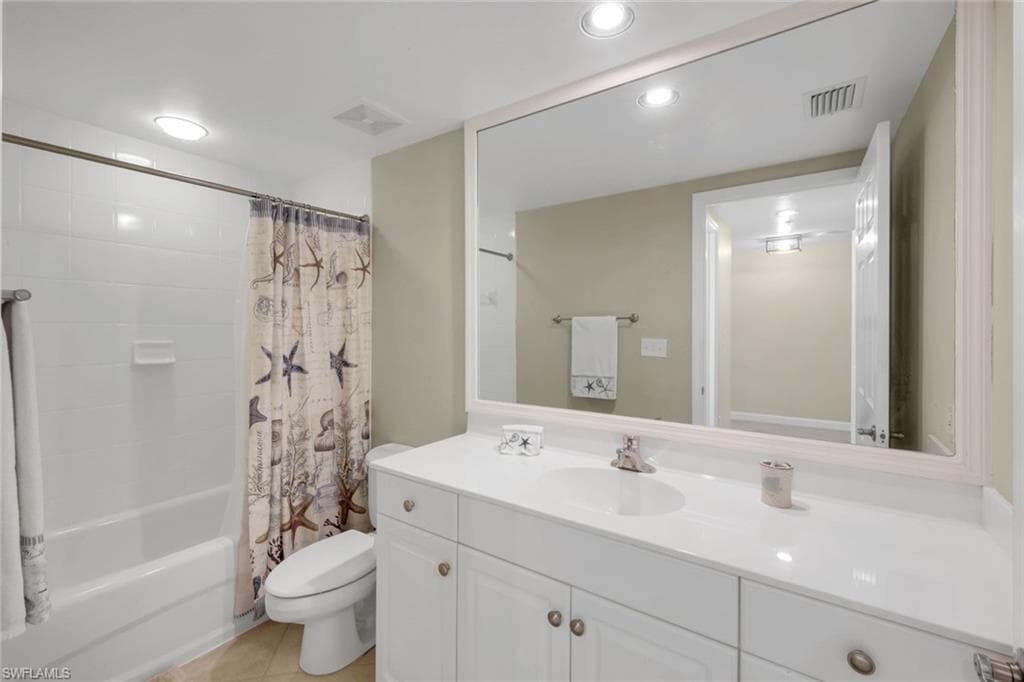 300 Dunes BLVD 203-26