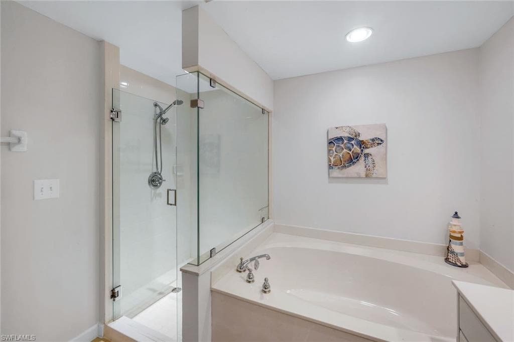 300 Dunes BLVD 203-24