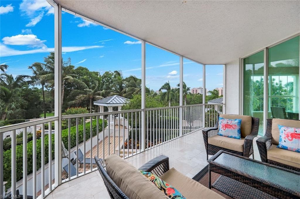 300 Dunes BLVD 203-30