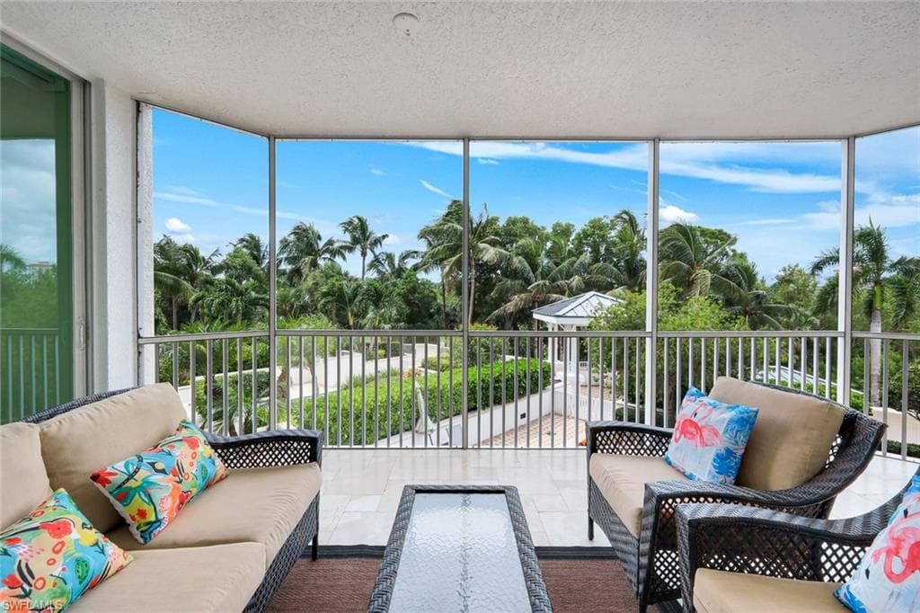 300 Dunes BLVD 203-29