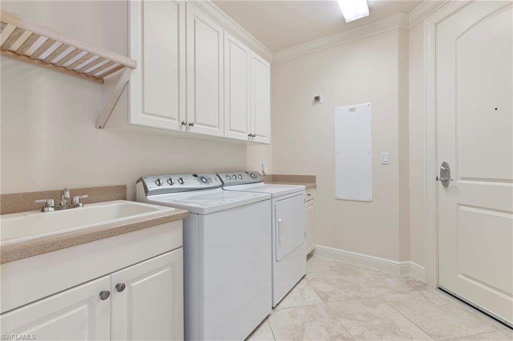 2090 W 1st ST E2605-18