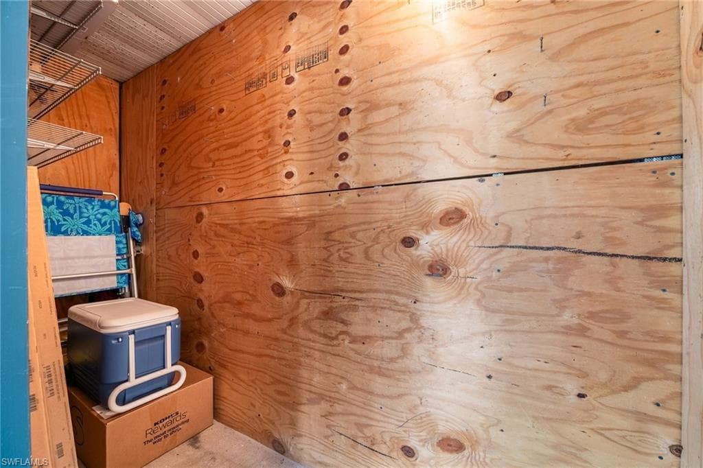 19980 Barletta LN 923-27