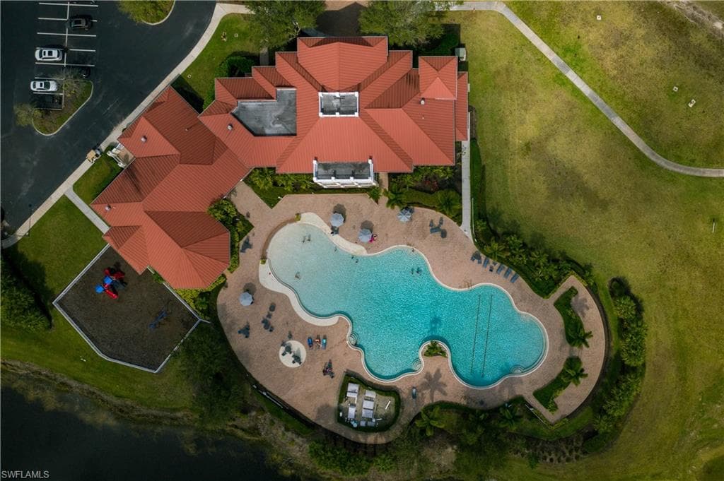3153 Walnut Grove LN-32