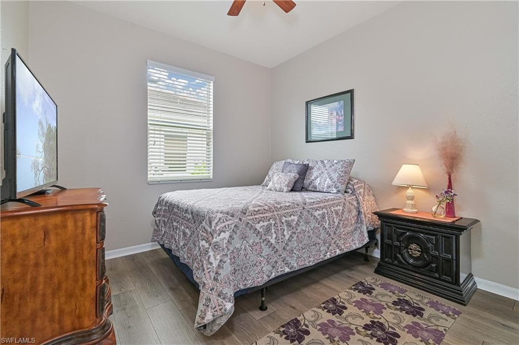 3153 Walnut Grove LN-20