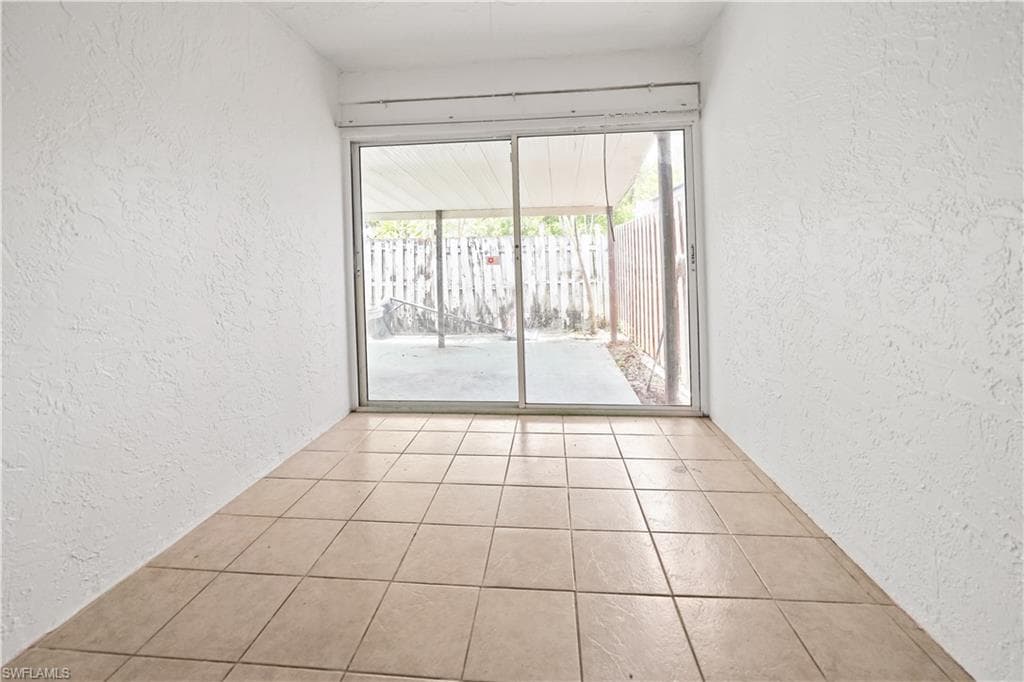 5078 Amber LN-13