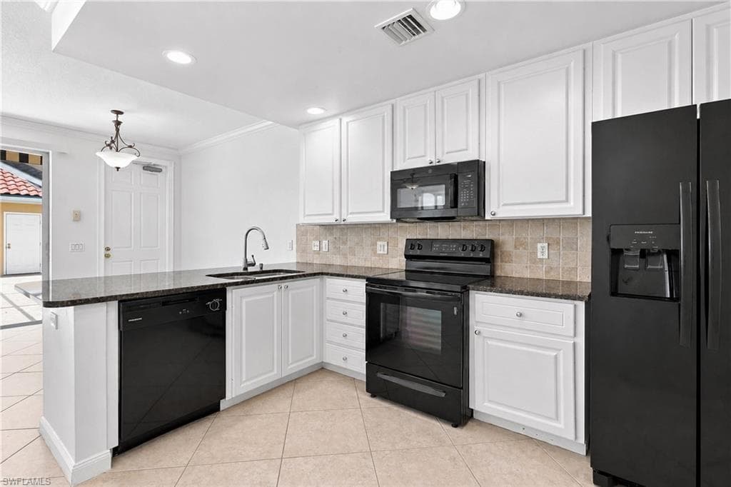 3564 Islandwalk CIR-16
