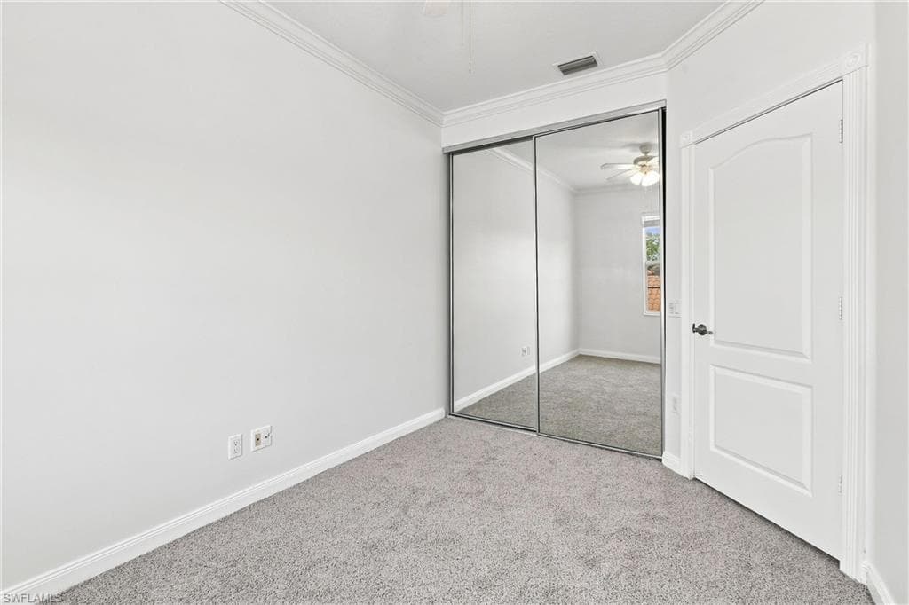 3564 Islandwalk CIR-26