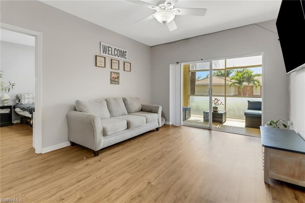 6361 Aragon WAY 106-8