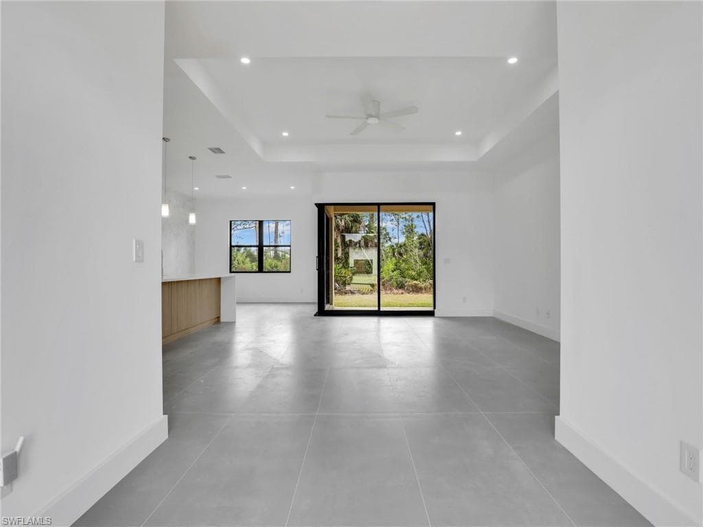 11225 Carnegie AVE-2