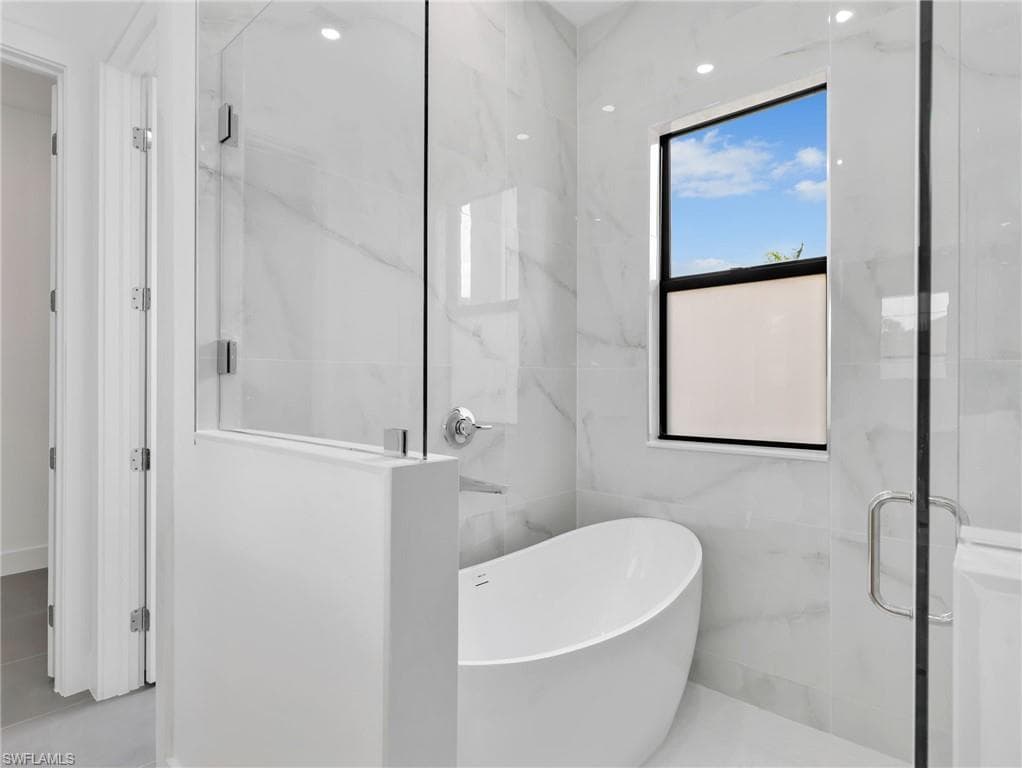 11225 Carnegie AVE-18