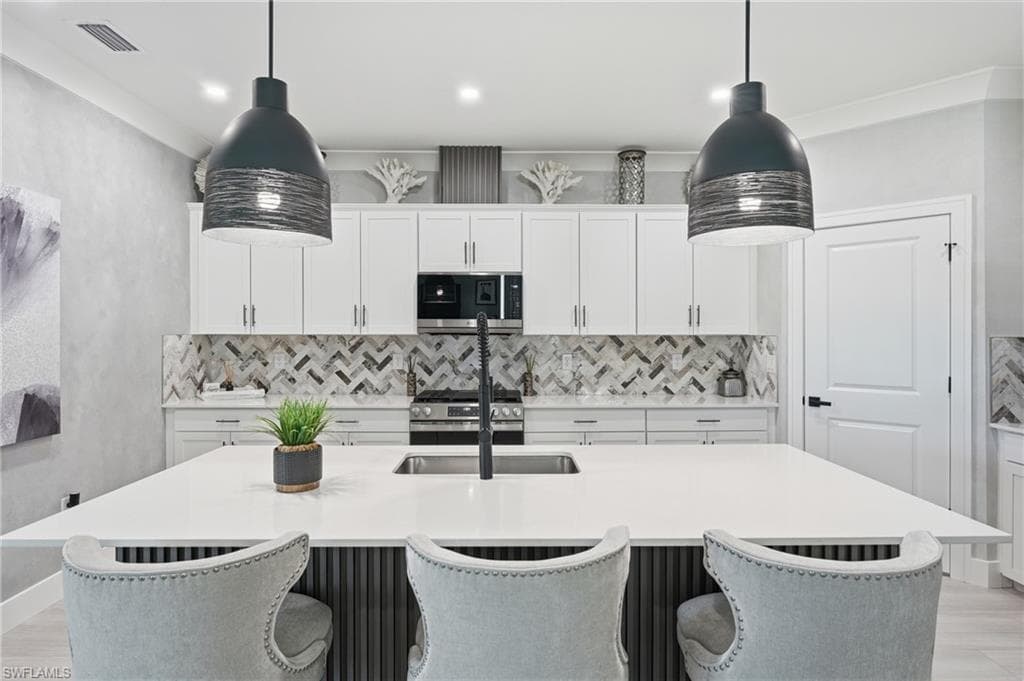 18566 Ives DR-12