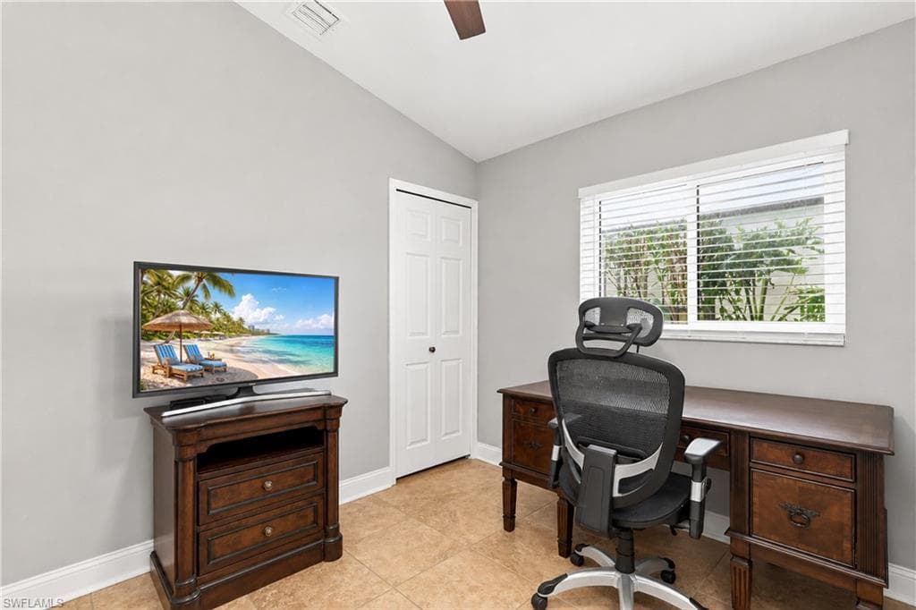 11891 Princess Grace CT-32