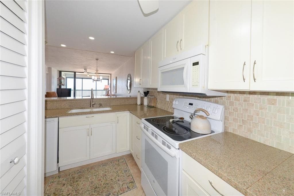 6400 Estero BLVD 603-8
