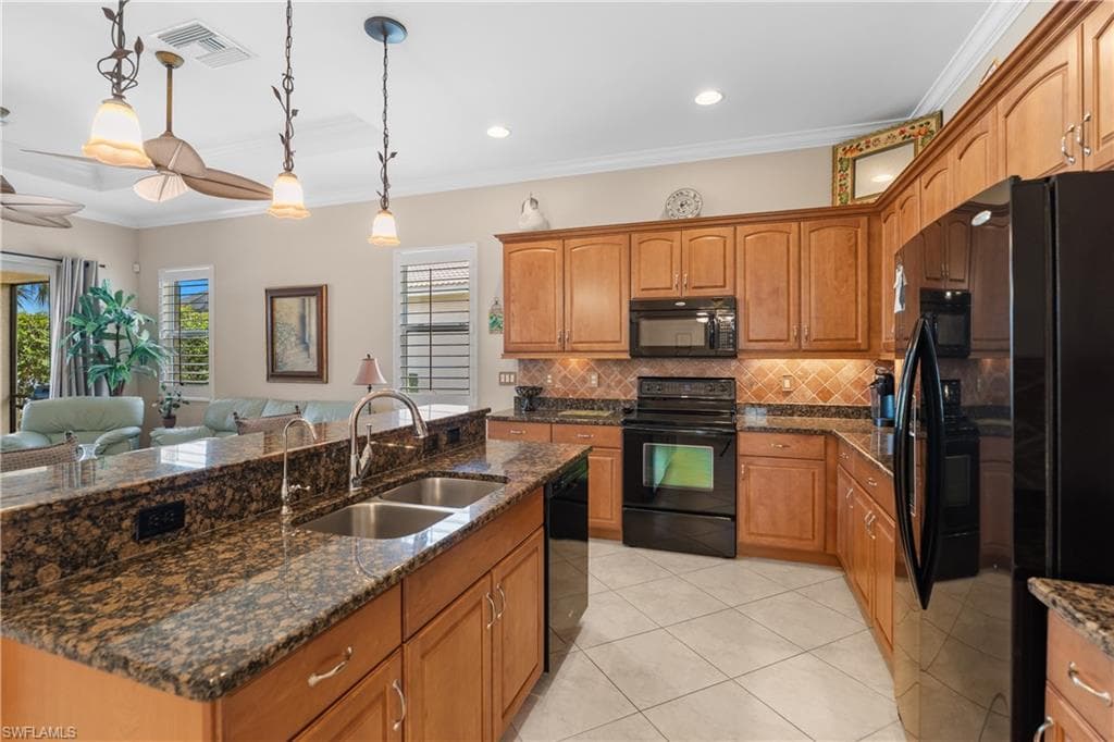 10428 Materita DR-2
