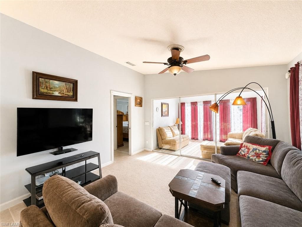 4907 Lasqueti WAY-11