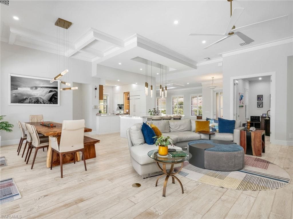 7658 Sicilia CT-13