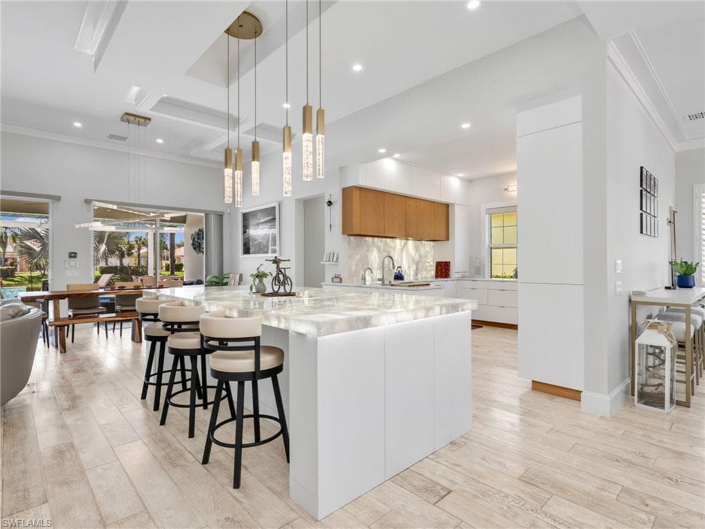 7658 Sicilia CT-17