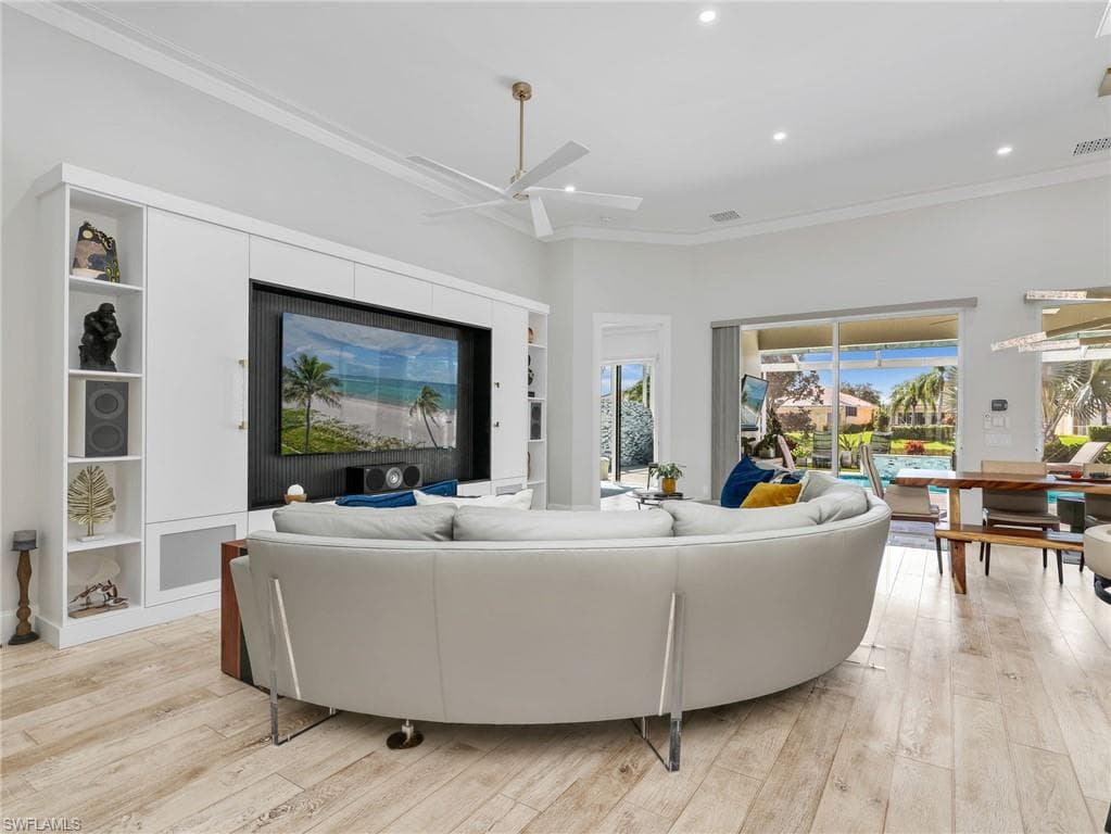 7658 Sicilia CT-9