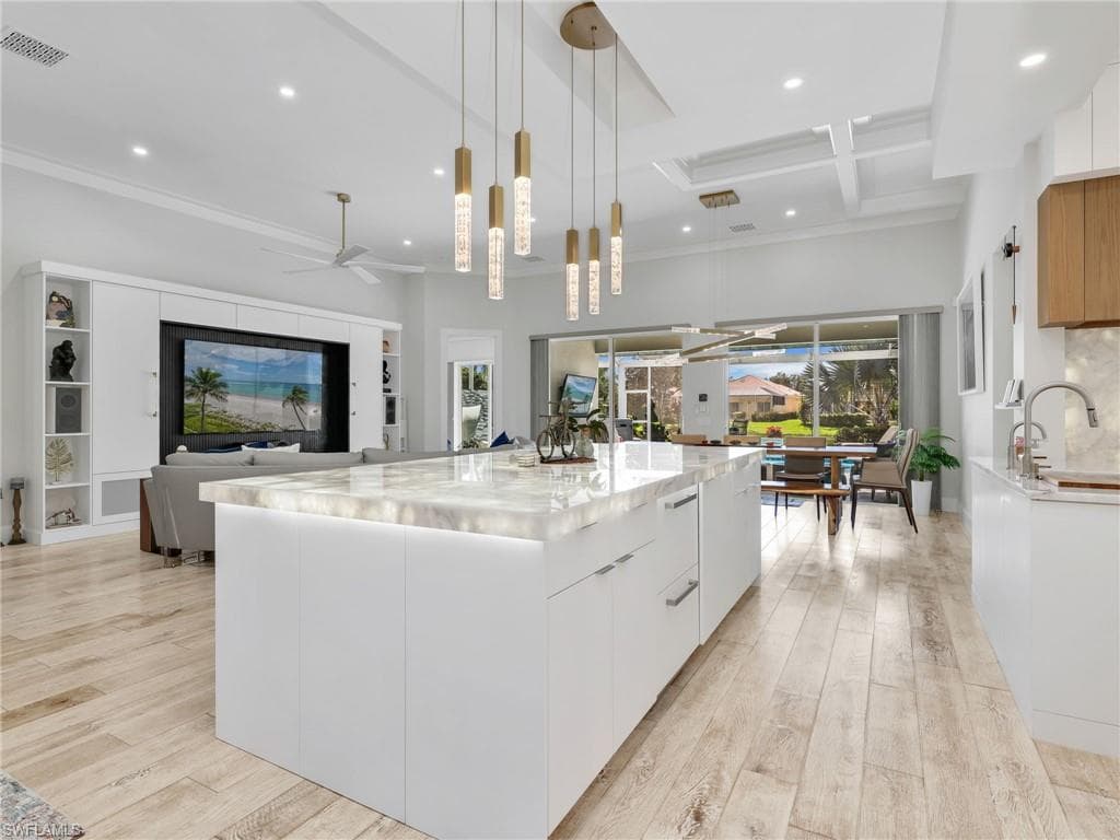 7658 Sicilia CT-21