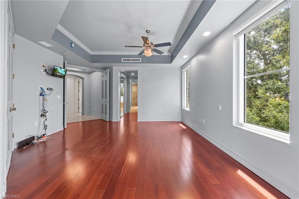 14270 Royal Harbour CT 323-16