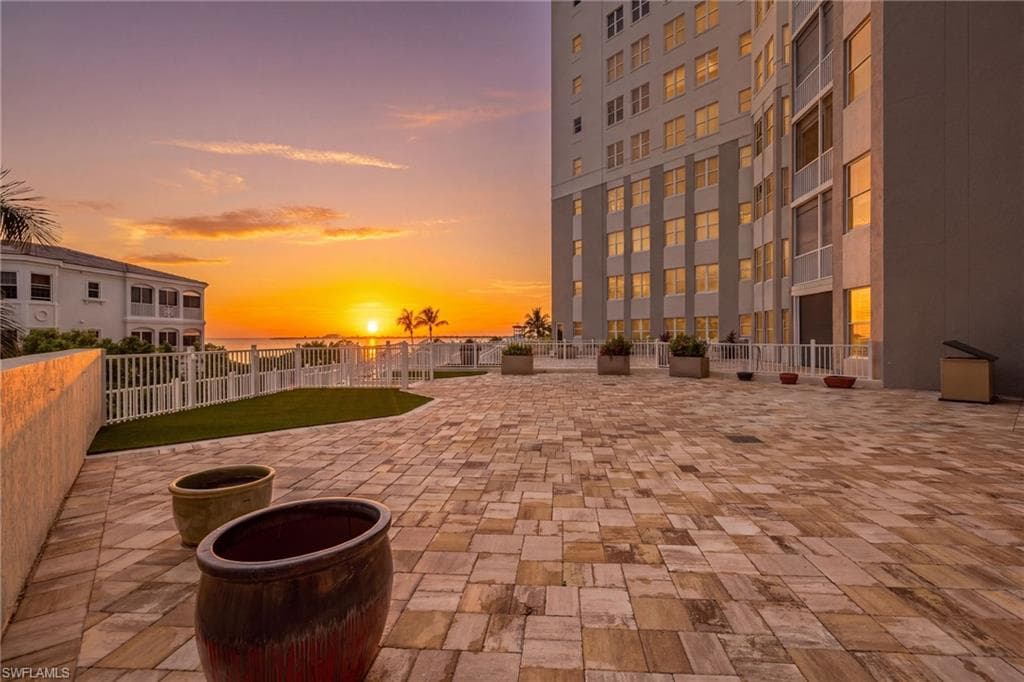 14270 Royal Harbour CT 323-40