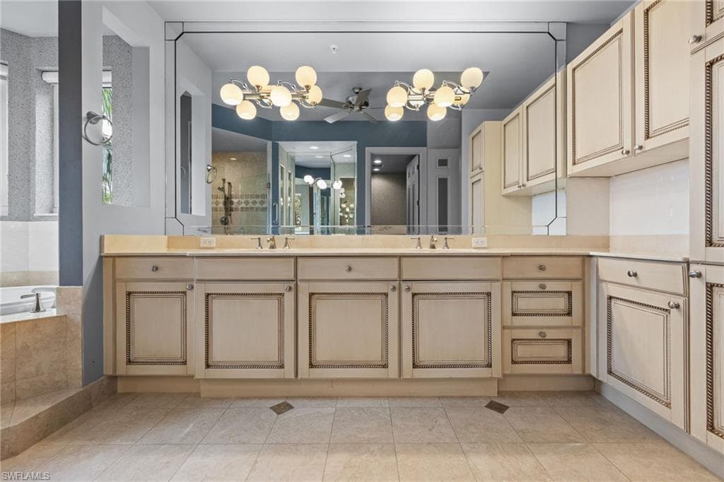 14270 Royal Harbour CT 323-19