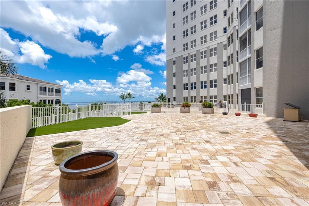 14270 Royal Harbour CT 323-37