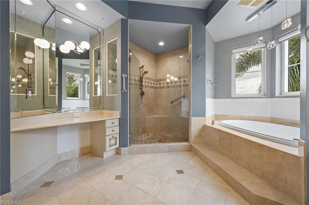 14270 Royal Harbour CT 323-20