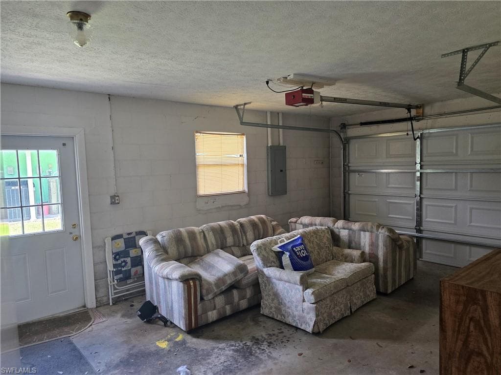 114 Highlands Lake DR-27