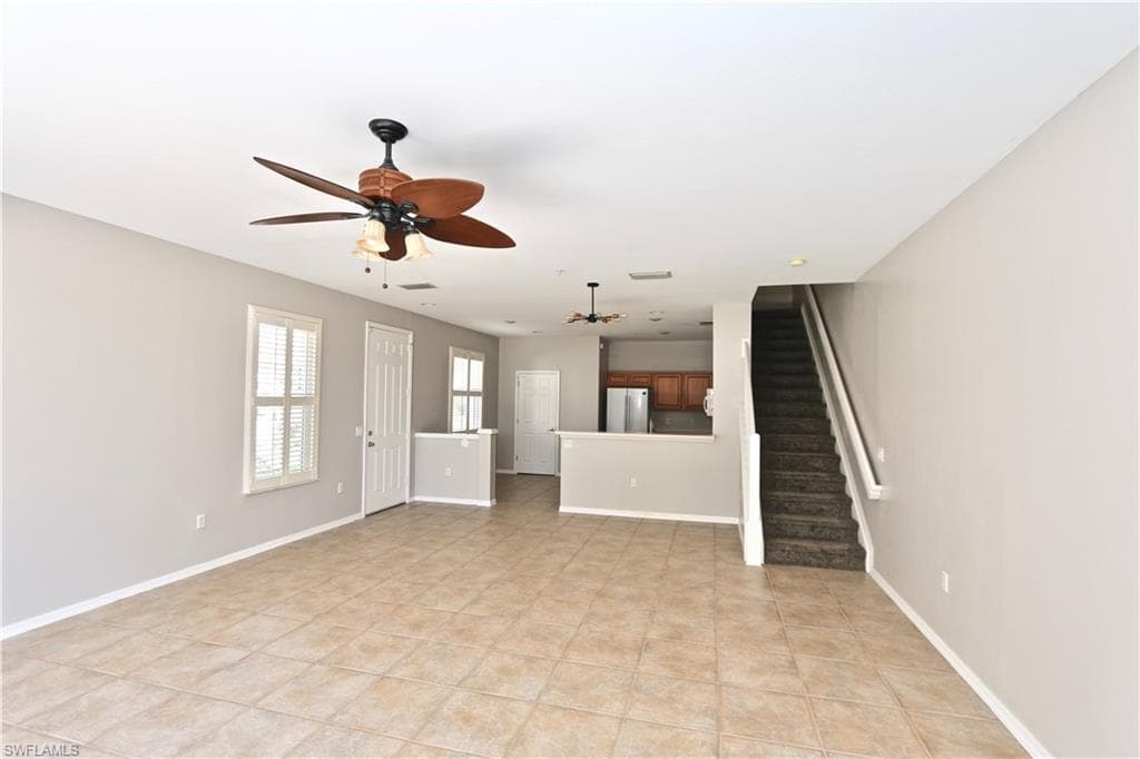 1055 Albany CT 217-18