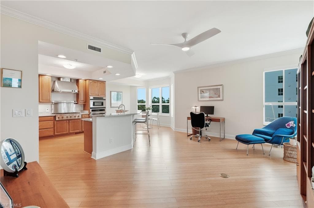 285 Grande WAY 401-10