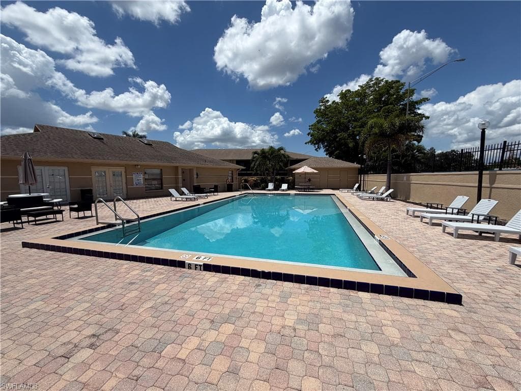 5325 Summerlin RD 2513-13