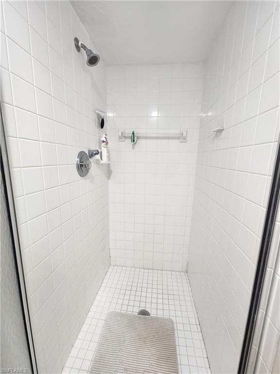 9640 Victoria LN 305-12