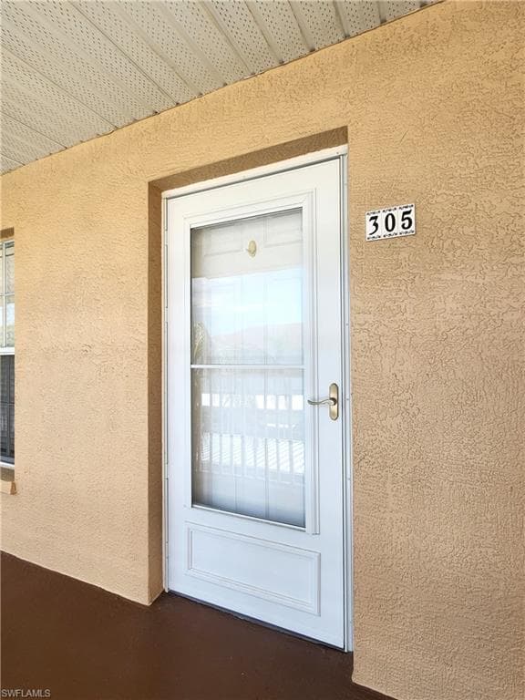 9640 Victoria LN 305-1