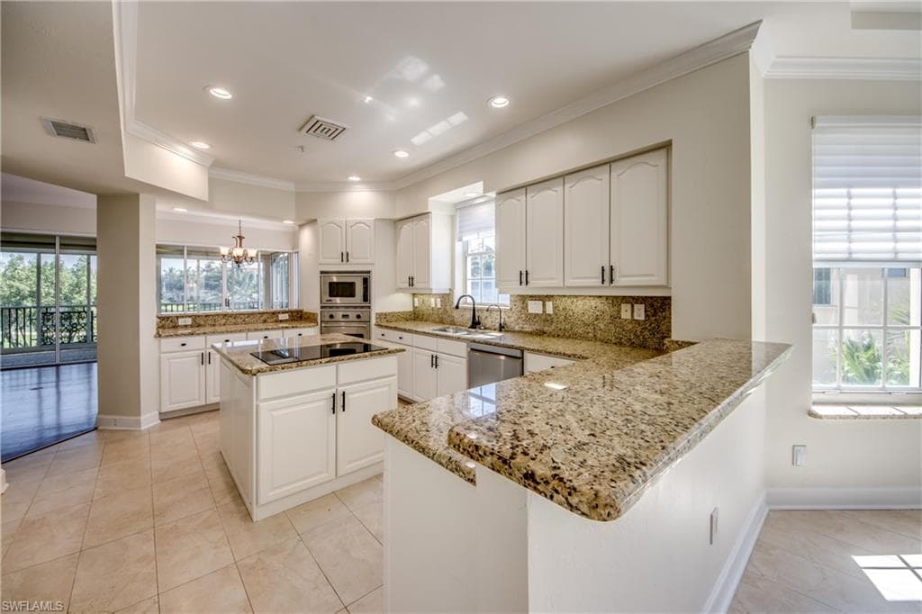 11160 Harbour Yacht CT C-15