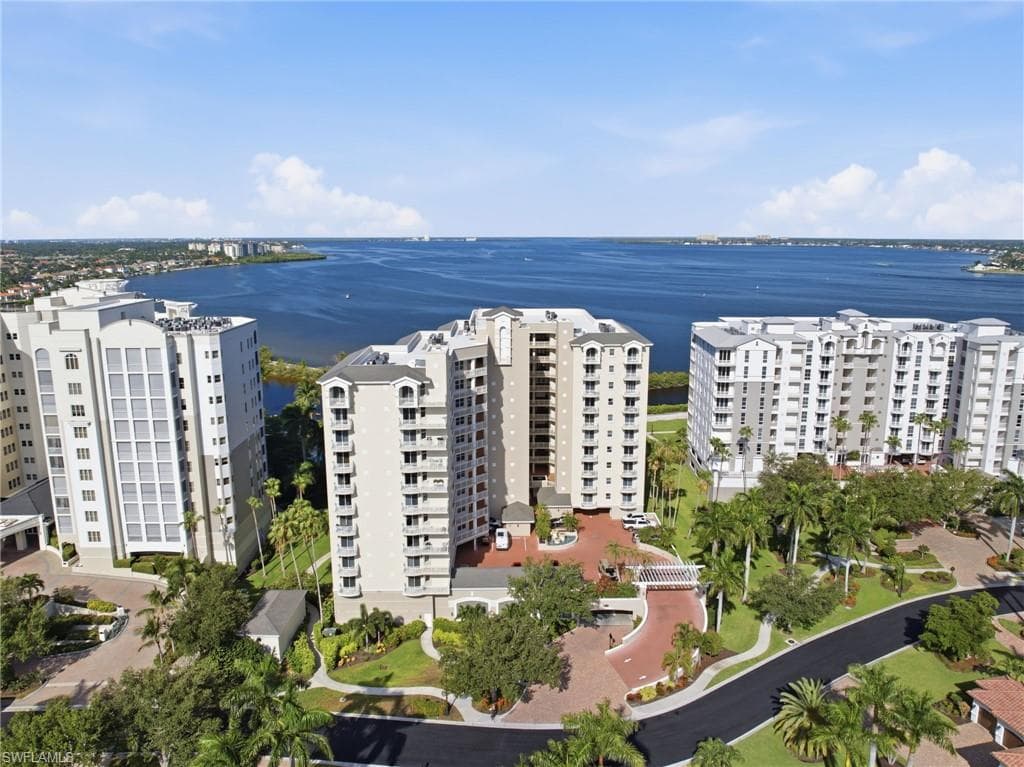 14250 Royal Harbour CT 415-40