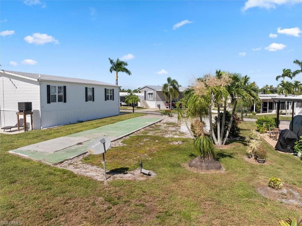 280 Yorkshire AVE-5