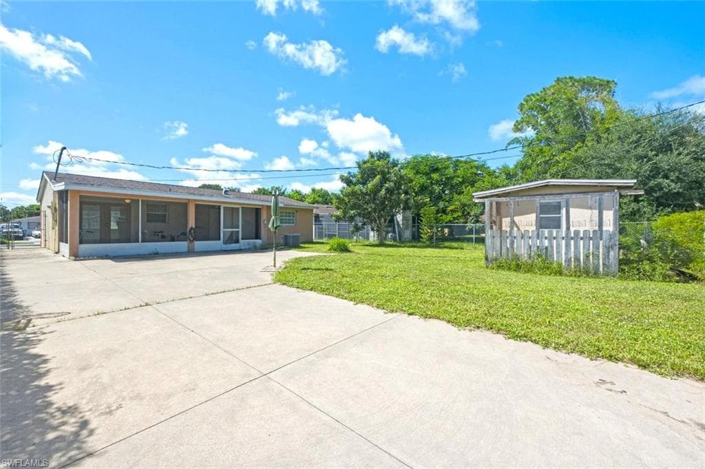 5449 Hardee ST-27