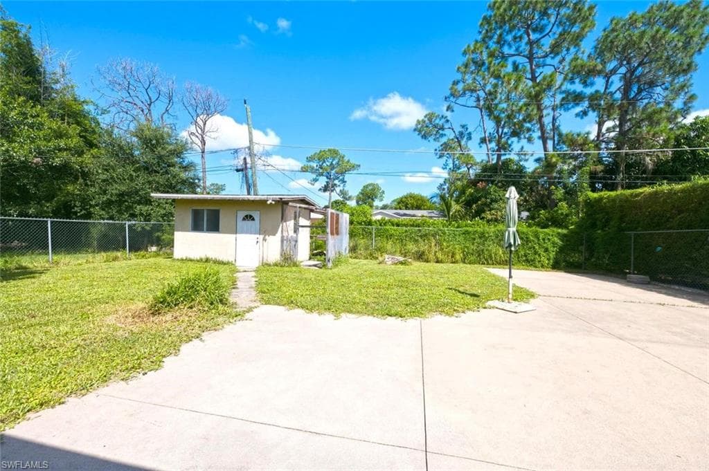 5449 Hardee ST-26