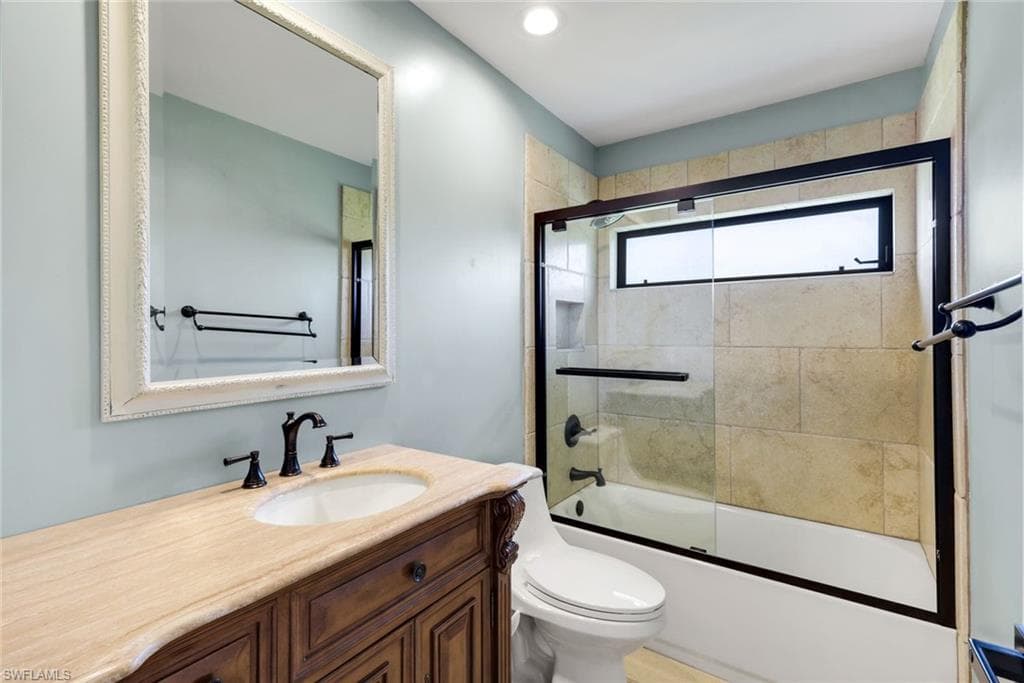 520 Raven WAY-17