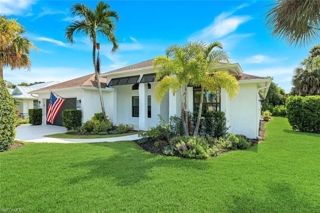 520 Raven WAY-22