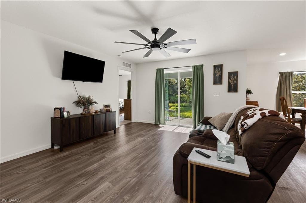 4812 Tahiti ST-6