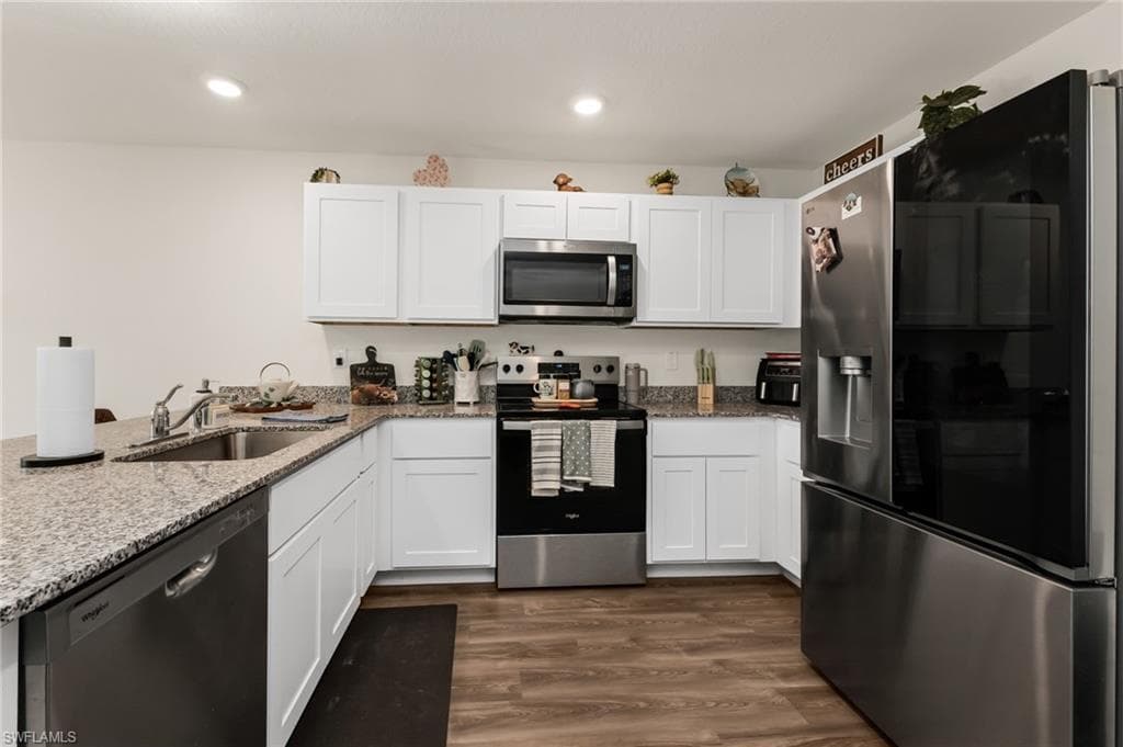4812 Tahiti ST-12