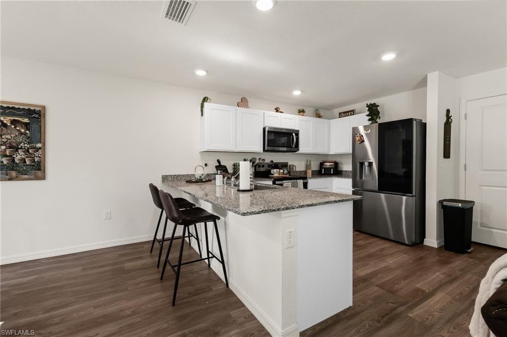 4812 Tahiti ST-10