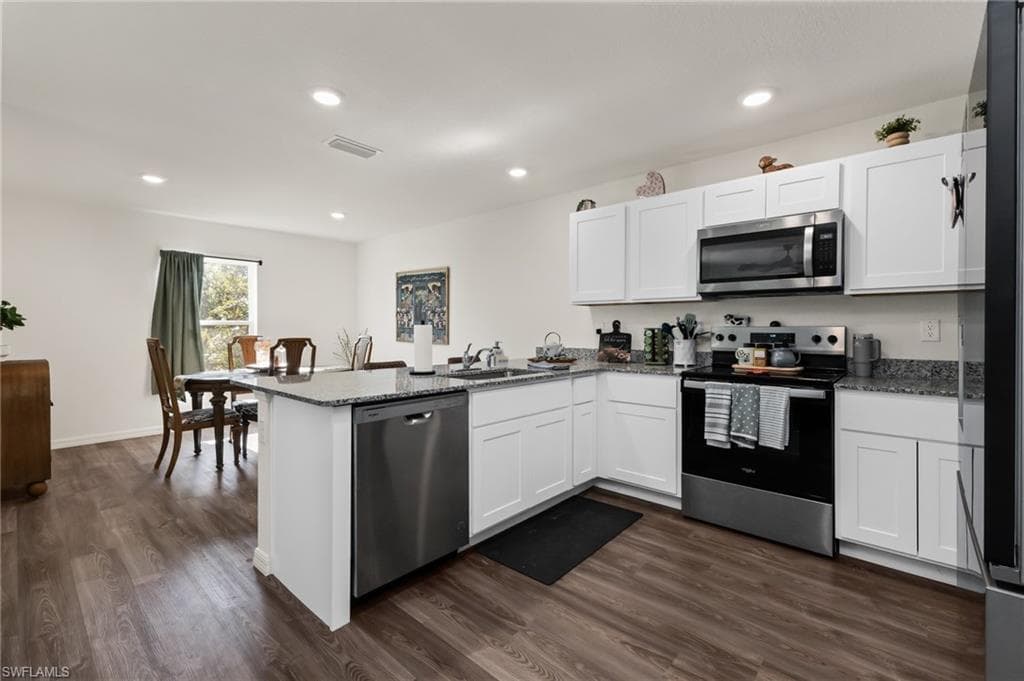 4812 Tahiti ST-11