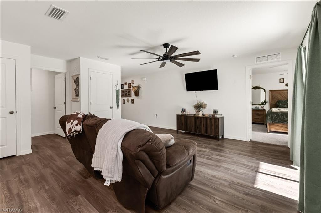 4812 Tahiti ST-8